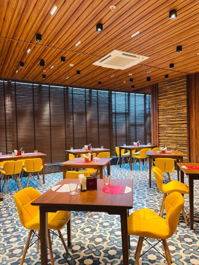 Ginger Mumbai, Goregaon Exterior foto